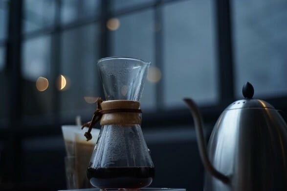 How To Brew Hario V60 Pour Over Coffee : MistoBox Series 